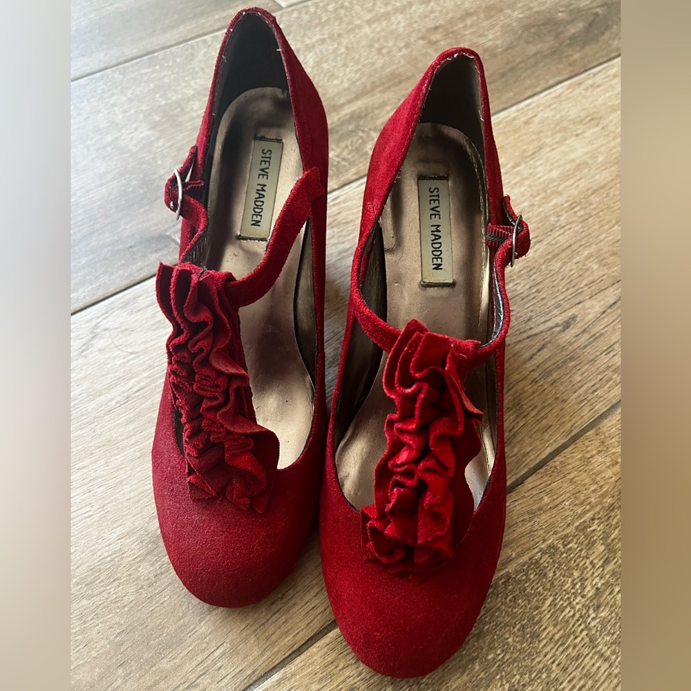 Red Steve Madden Velvet Heels with Ruffle detail